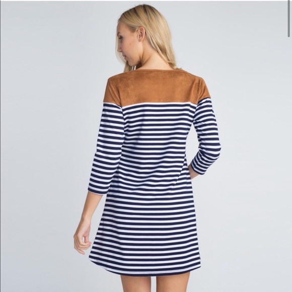 NWT Suede Shoulder Navy Striped Dress Size S - Picture 2 of 8